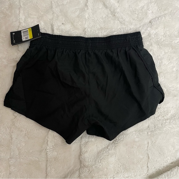 NWT Women’s Nike Running Black Shorts size Small - Picture 2 of 3